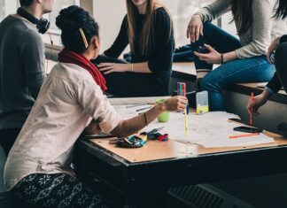 Czy prowadzenie własnej działalności gospodarczej wlicza się do stażu pracy?