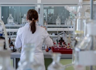 Jak przeprowadzić test identyfikowalności?